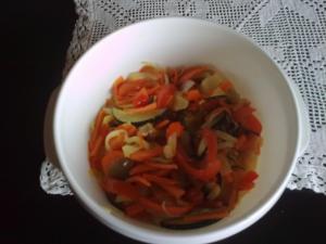 Salát z opečené zeleniny