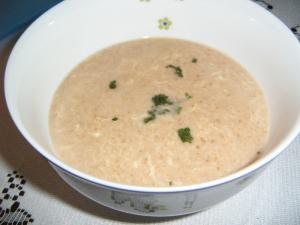 Chlebová polévka (Žebrácká)